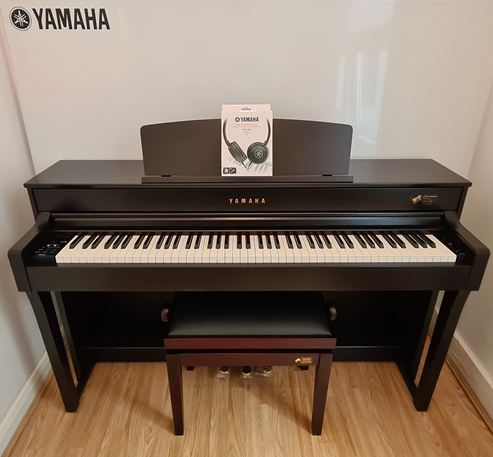Children Center stand out Medical Yamaha Clavinova CLP 645 Digital Piano Bundle - Hanna Pianos