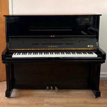 Yamaha U3M upright acoustic piano - reconditioned